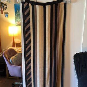 Anne Klein 100% Silk Oblong Scarf EUC